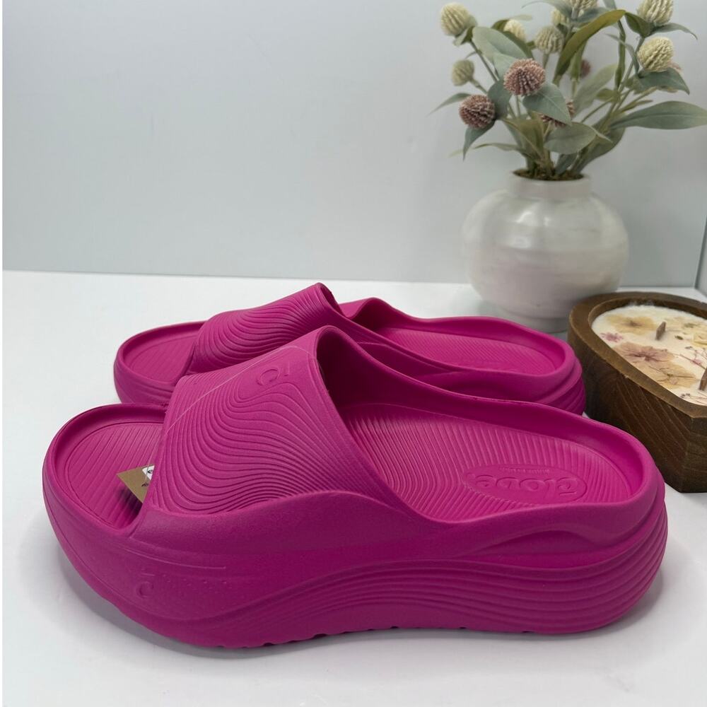 Clove Supercush Recovery Slide Comfort Neon Pink Women 10/Men 9 NWOB